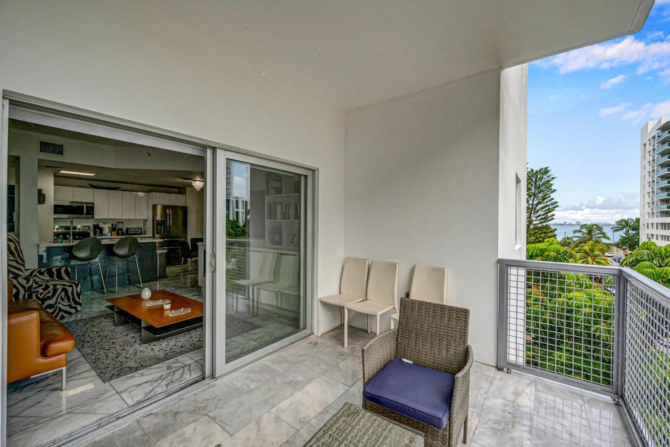 Subtle 2 Bed In Edgewater Near Downtown With Free Parking Apartamento Miami Exterior foto